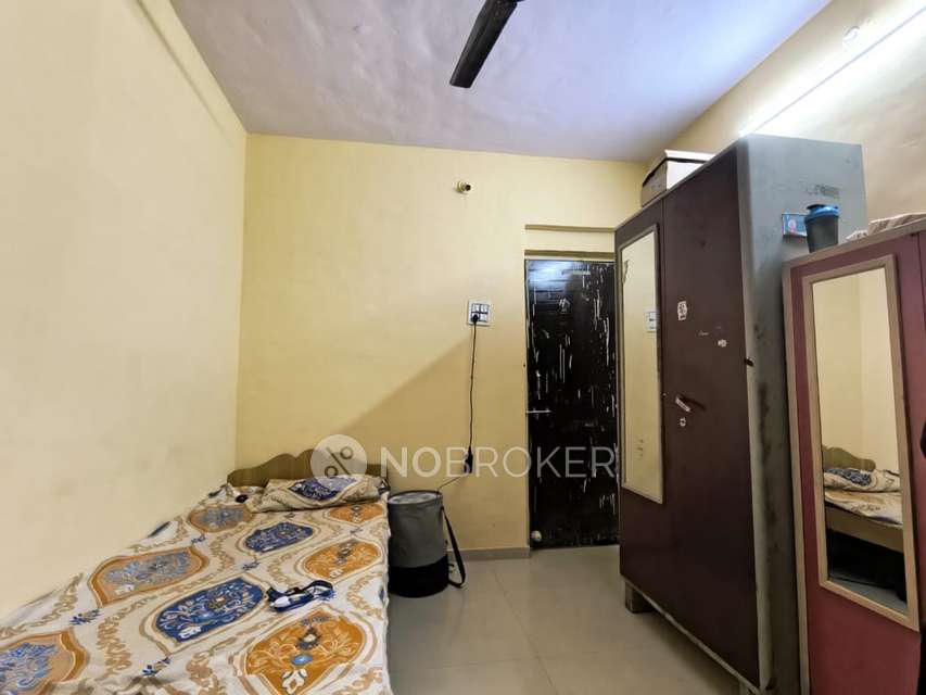 PG for Boys in Kapurbawdi, Thane West