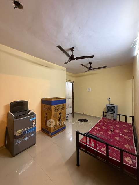 PG for Boys in Kapurbawdi, Thane West