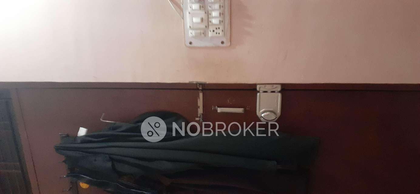 1 RK Flat In Standalone Building  For Sale  In Shadipur