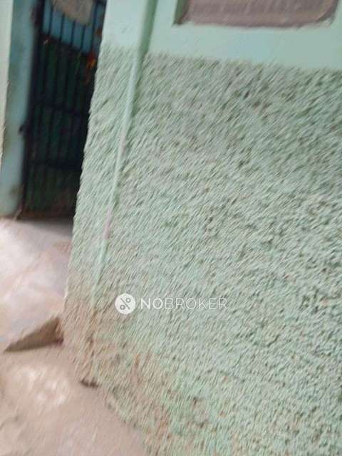 1 BHK Flat In Standalone Building  for Rent  In Sector 23