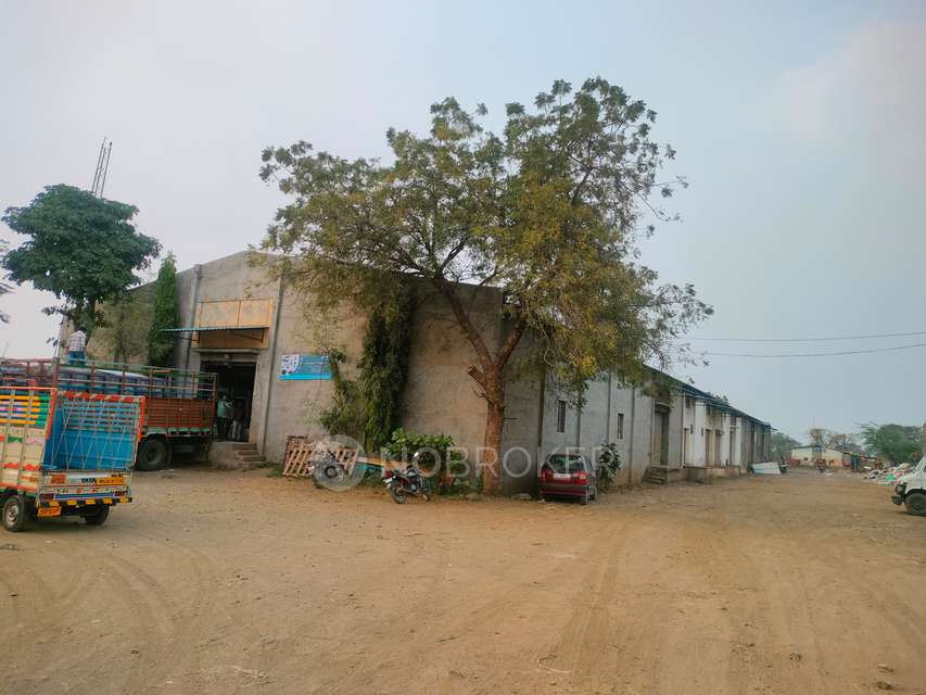 Godown/Warehouse in Jalgaon, Mumbai for Rent 