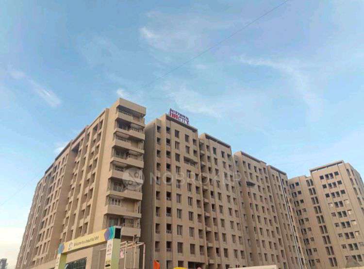 Single Room for Female In 1 BHK  In Nirvana Lifecity In 298, Dn Parande Park Marg, Lohegaon, Pune, Maharashtra 411047, India
