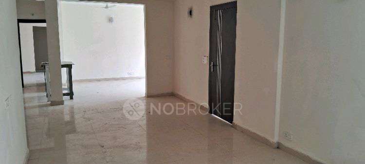 4+ BHK Flat In Amrapali Heartbeat City 1 for Rent  In Sector 107, Noida