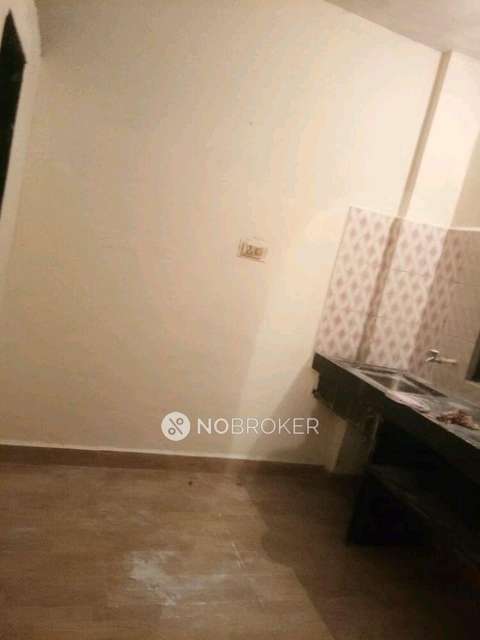 1 RK Flat In Shiv Bhushan Bld Diva East for Rent  In Diva