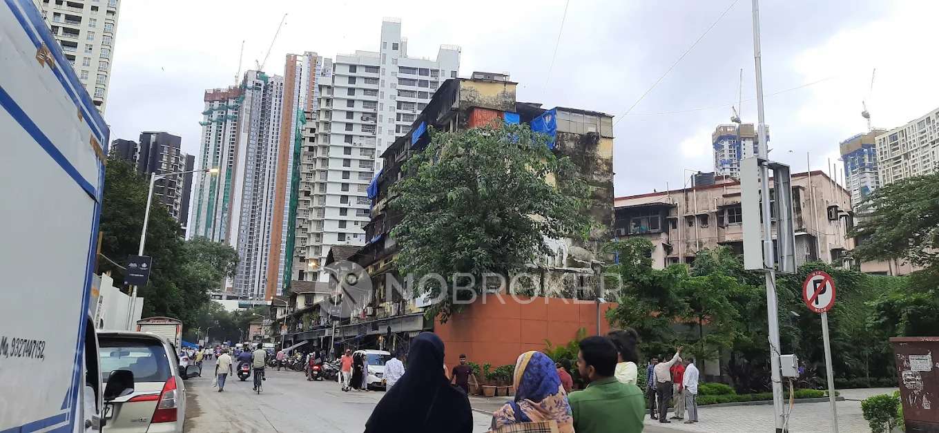 1 BHK Flat In Aslam Mansion For Sale  In Agripada