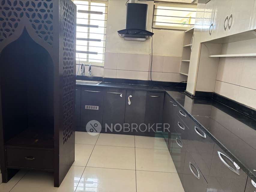 2 BHK Flat In Opera Canopus  ( Only Veg) for Rent  In Devarachikkana Halli