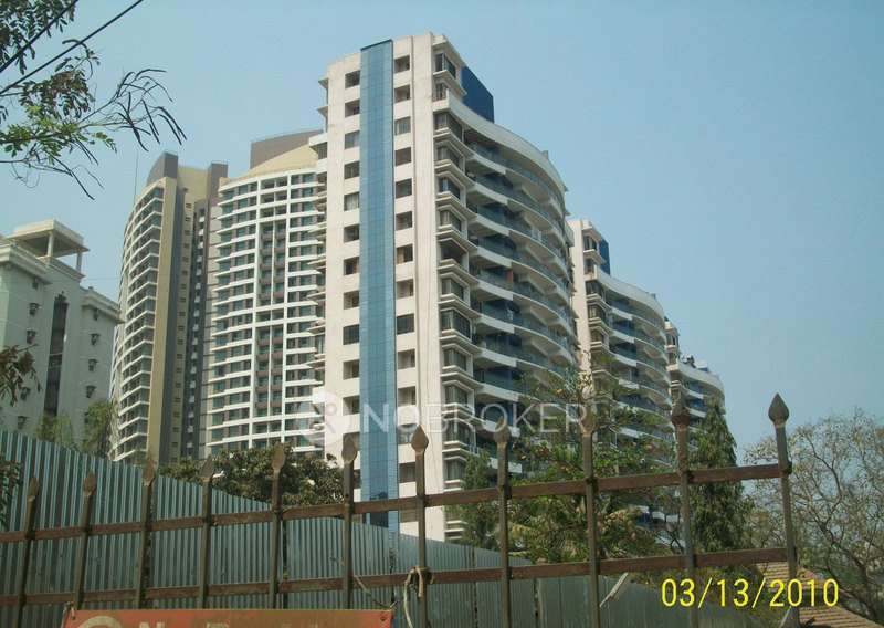 2 BHK Flat In Benchmark Silver Leaf Chs For Sale  In Kandivali East