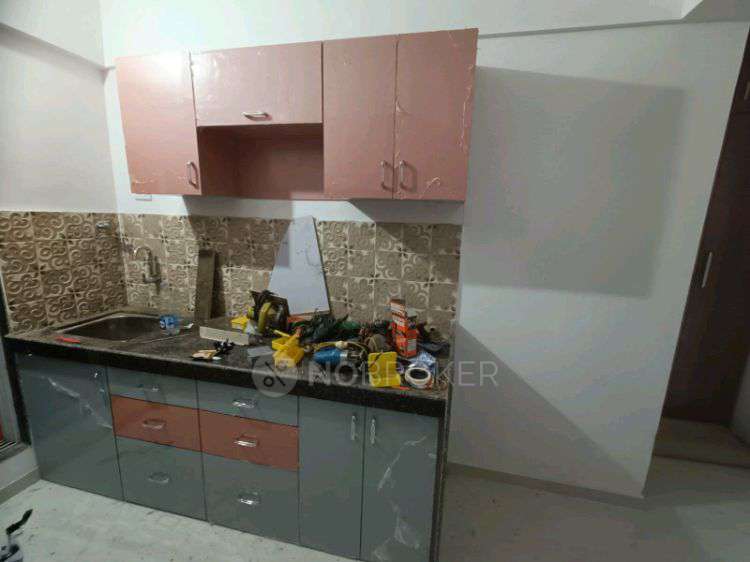 1 BHK Flat In Shree Partha,  for Rent  In Kasarvadavali