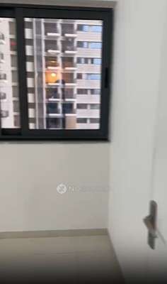 2 BHK Flat In Amanora Gold Towers,  Amanora Park Town, Pune for Rent  In  Amanora Park Town, Pune