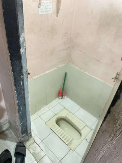 Shared Room for Male In 1 RK  In Wakad