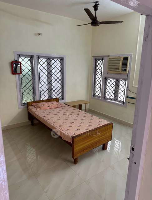 1 RK House for Rent  In Teachers Colony