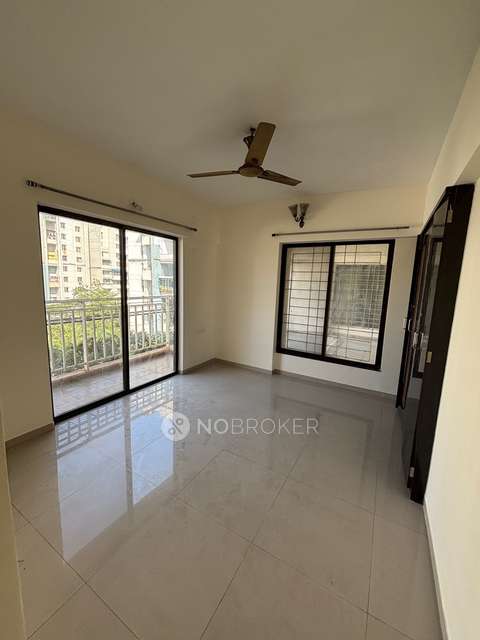 2 BHK Flat In Fifth Avenue, Hadapsar for Rent  In Hadapsar