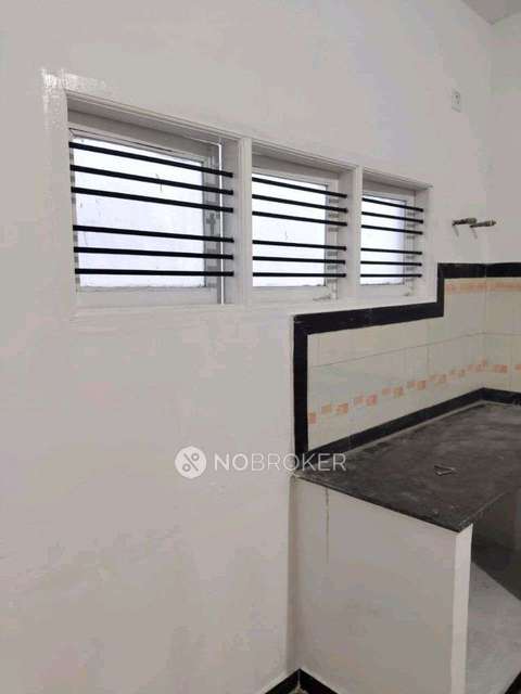 Godown/Warehouse in Singasandra, Bangalore for sale 