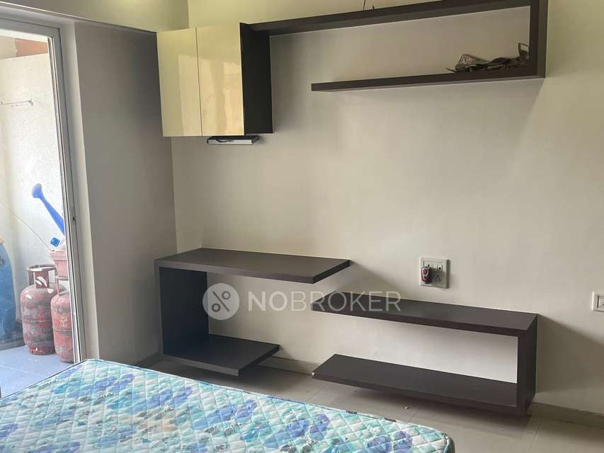 2 BHK Flat In Regalia Appartment for Rent  In Wakad