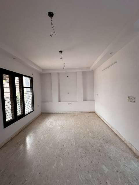3 BHK Flat For Sale  In Tilak Nagar