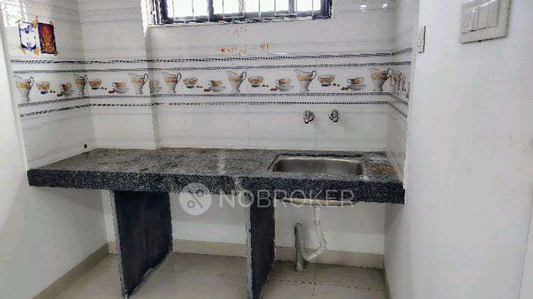 1 BHK Flat In Agnus Valentine Villa, Guruwar Peth for Rent  In Guruwar Peth