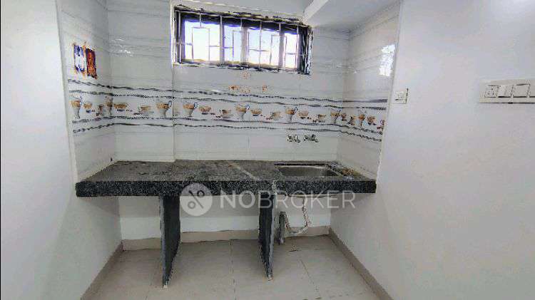 1 BHK Flat In Agnus Valentine Villa, Guruwar Peth for Rent  In Guruwar Peth