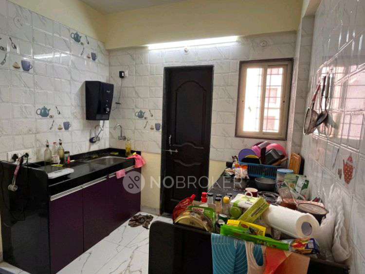 PG for Girls in Be Side Aakanksha Building Krushnkanta Building  Aundh Pune 