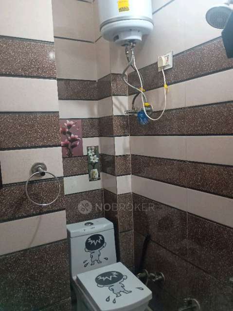 2 BHK Flat In Divin Homes ,vipin Garden For Sale  In 136a, Block C, Vipin Garden, Nawada, New Delhi, Delhi, 110059, India