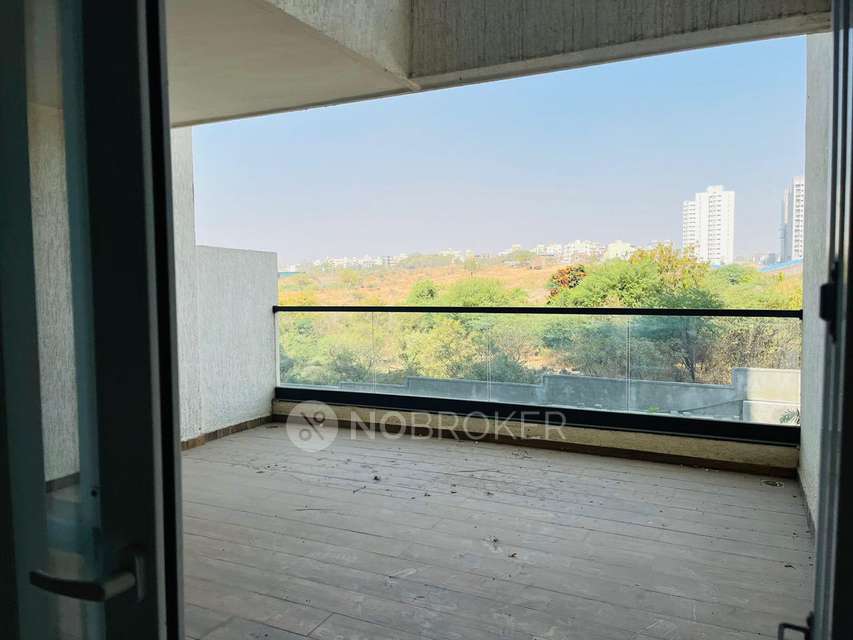 3 BHK Flat In Majestic Towers for Rent  In Kharadi