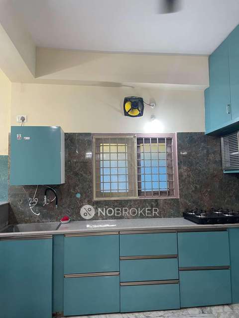 2 BHK Flat In Mangesh Mansion  For Sale  In New Nallakunta, Hyderabad