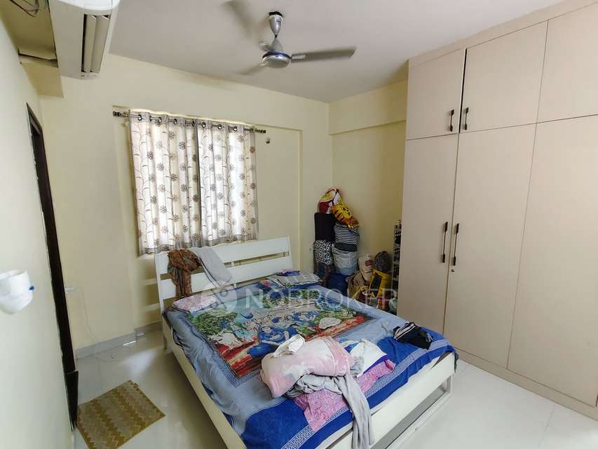 2 BHK Flat In Vazhra Nirmaan Pushpak For Sale  In Blooming Dale Road