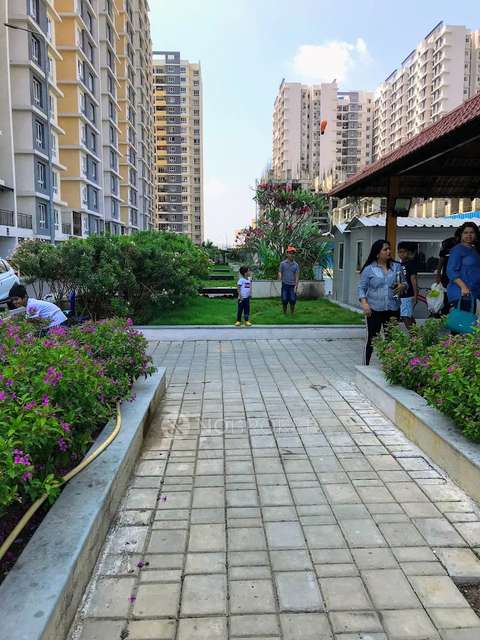 3 BHK Flat In Embassy Residency Phase 2 For Sale  In Perumbakkam