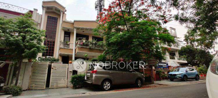 PG for Boys in Utsav Pg, 132, Block C, Sector 61, Noida, Uttar Pradesh 201307, India