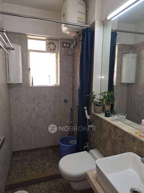 2 BHK Flat In Romell Diva For Sale  In Malad West