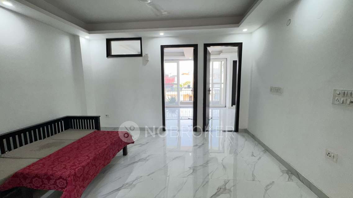 2 BHK Flat For Sale  In Wedding Impressions, Photographer