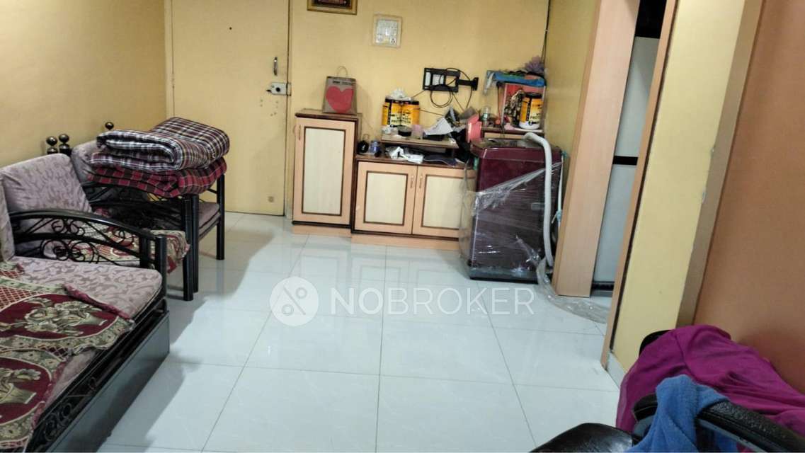 Shared Room for Female In 1 BHK  In Jp Airoli Tower In Navi Mumbai