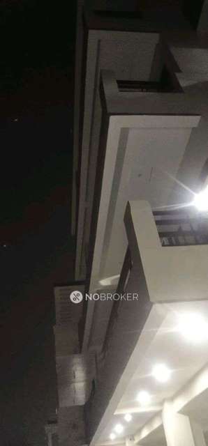 PG for Boys in Sec 38