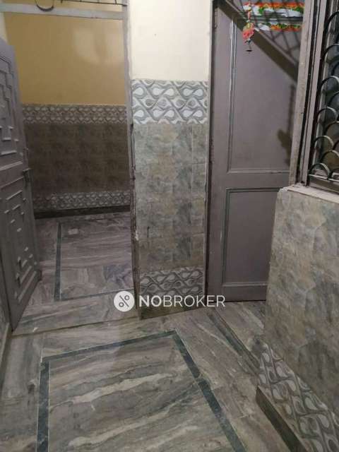 4+ BHK House For Sale  In Bhalswa