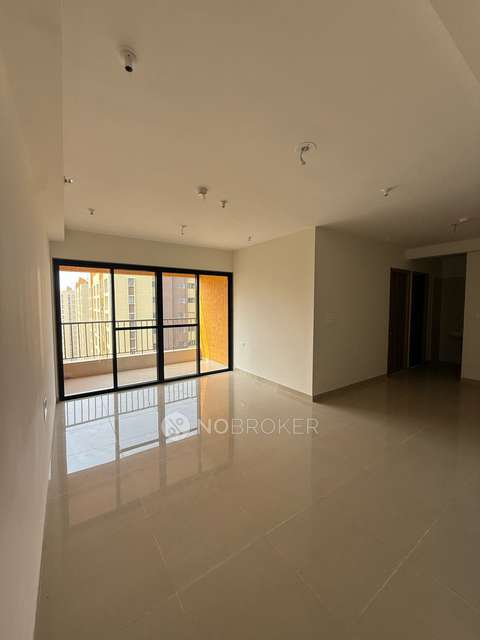 2 BHK Flat In Falcon Tower At Riverview City for Rent  In Riverview City Pune Magrapatta