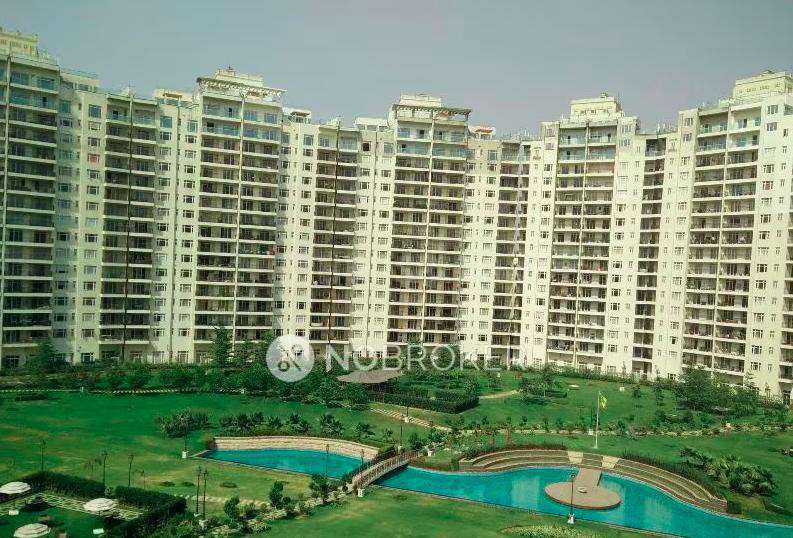 3 BHK Flat In Central Park Resorts for Rent  In Sector 48