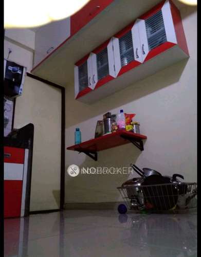 Single Room for Male In 2 BHK  In Apartment In Pimpri Chowk