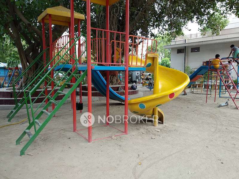 1 BHK Flat In New Ashok Nagar For Sale  In New Ashok Nagar