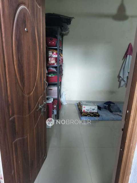 Shared Room for Female In 1 BHK  In Jyshree Higjt In Left Bhusari Colony