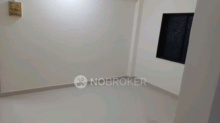 1 RK Flat In Chandrashekar Co Operative Housing Society For Sale  In Thane