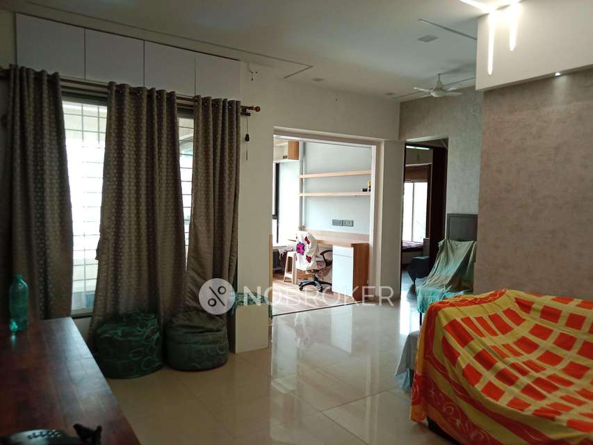 2 BHK Flat In Siddhi Nisarg Housing Society For Sale  In Wakad