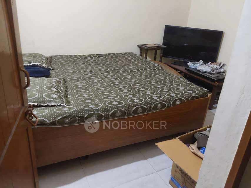 2 BHK Flat In Gtb Enclave For Sale  In Dilshad Garden