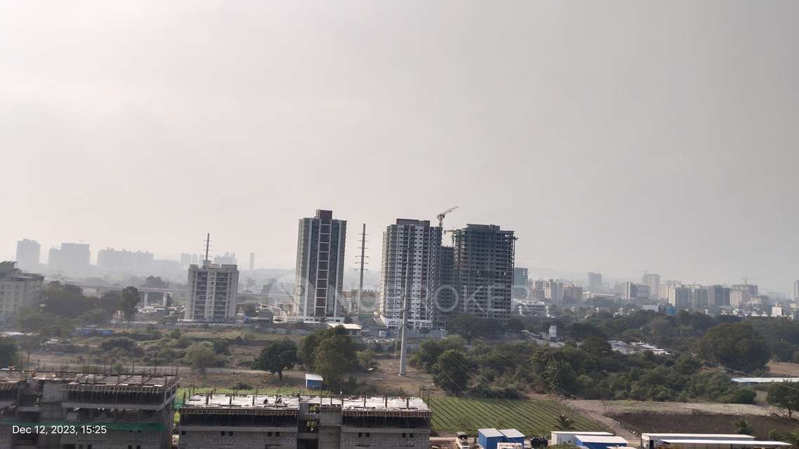 Shared Room for Male In 2 BHK  In Mantra Monarch In Balewadi