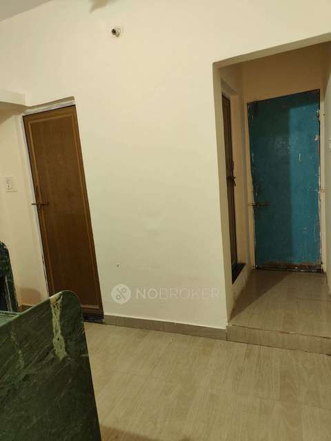 1 BHK House for Rent  In Ambika Mini Market (?????? ???? ???????)