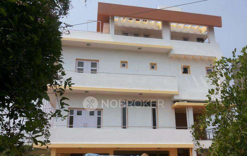 3 BHK Flat In Jayanagar Housing Society for Rent  In Subramanyapura
