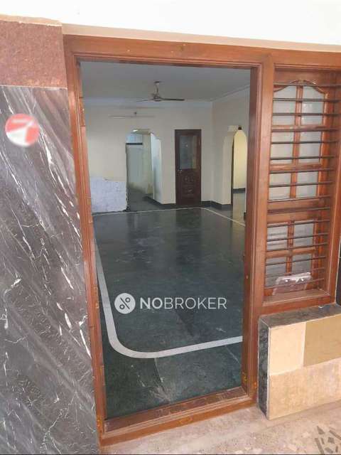 Godown/Warehouse in Chamrajpet, Bangalore for Rent 