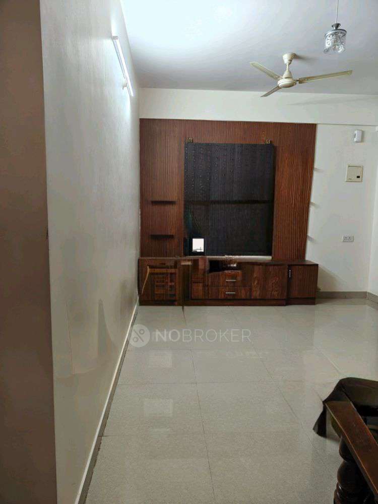 2 BHK Flat In Vaishno White Petals for Rent  In Varthur
