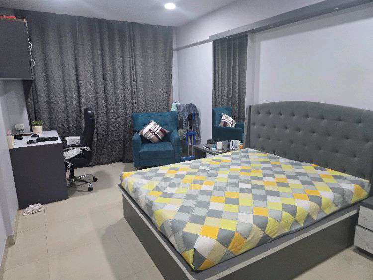 3 BHK Flat In Sea Mist Apartment For Sale In Kandivali West