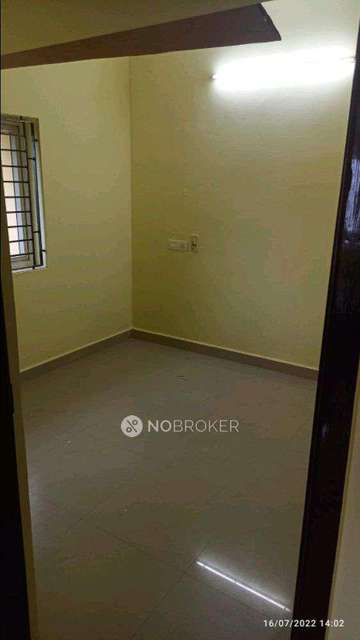 2 BHK Flat In Keerthi Mano's For Sale  In Pallikaranai