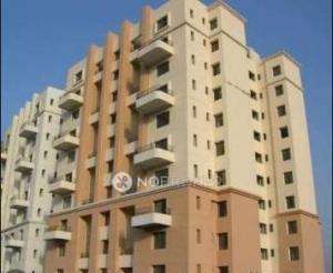 Shared Room for Male In 2 BHK  In Ashish Apartment Kharadi In Kharadi