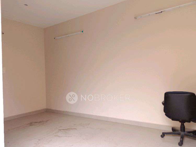 Shop in 1, Sankara Salai, Subham Nagar, Old Pallavaram, Chennai, St.thomas Mount-cum-pallavaram, Tamil Nadu 600117, India, Chennai for Rent 